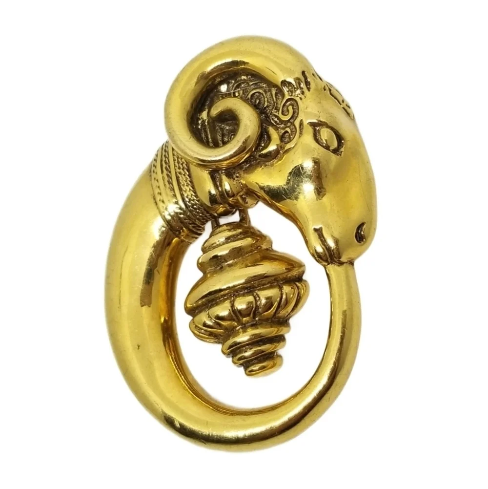 VINTAGE 1980s GOLDTONE RAMS HEAD DOORKNOCKER STATEMENT BROOCH